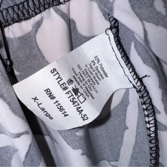 Monochrome Floral Midi Dress - Picture 4 of 5